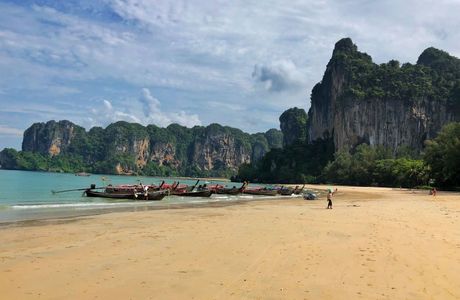 Jamrock Bar Railay