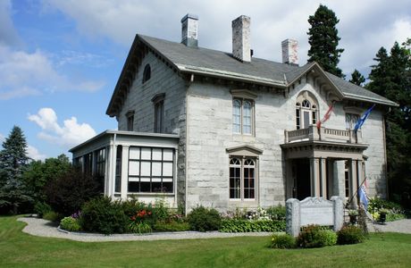 Colby-Curtis Museum