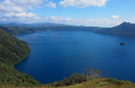 Monumrnt of Mt. Mashu and Mashu Lake