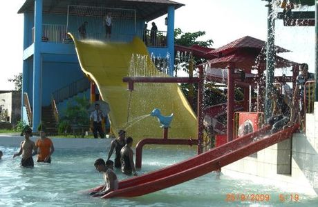 Dreamland Amusement Park