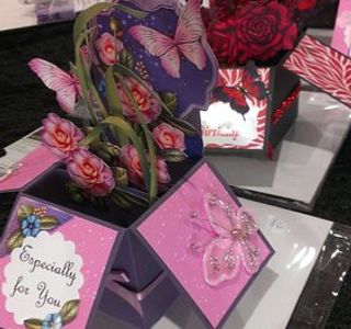 Carlyle Gardens Arts & Crafts Market