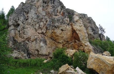 Strelebskiy Rock