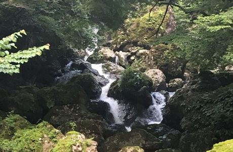 Awakouchi Falls