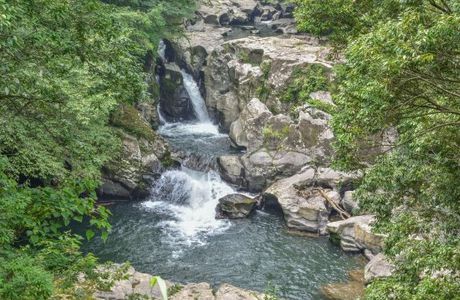 Sanren Todoro Waterfall