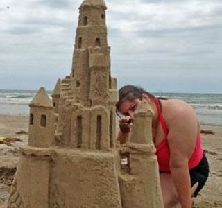 Sandy Feet Sandcastle Services