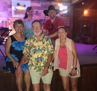 Sandbar Courtyard at Isla Grand Beach Resort