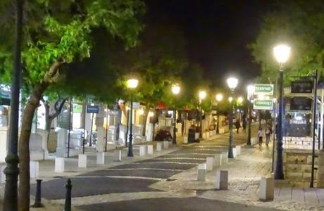 Zichron Yaakov Pedestrian Mall