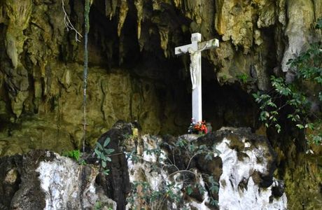 Gua Maria Titris