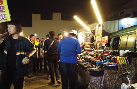 Yuanli Night Market
