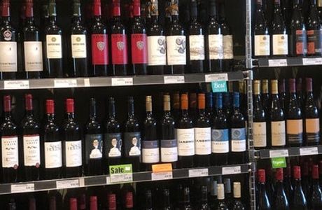 Swirl Wine Store - Yaletown