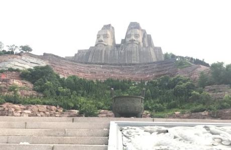 Yellow River Monuments