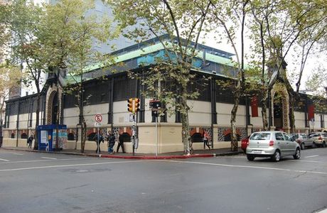 Mercado De Los Artesanos, Mercado de la Plaza