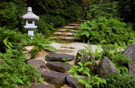 John P. Humes Japanese Stroll Garden