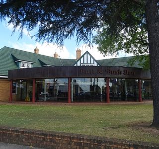 Bull N Bush Hotel