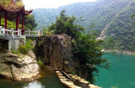 Dongjiang Lake Scenic Area