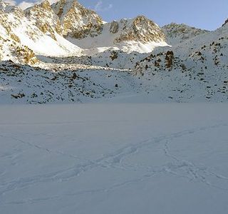 Les Abelletes Lake Trail