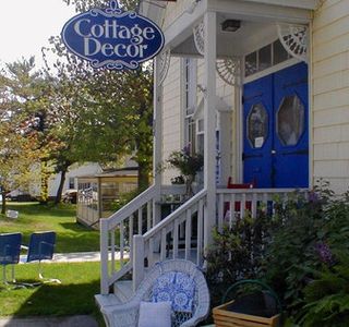 Cottage Decor