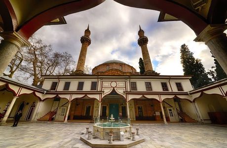 Emir Sultan Camii
