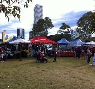 Burleigh Art and Craft Markets