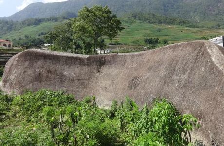 Sapa Ancient Rock Field