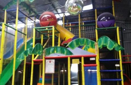 Scrambles playcentre & cafe