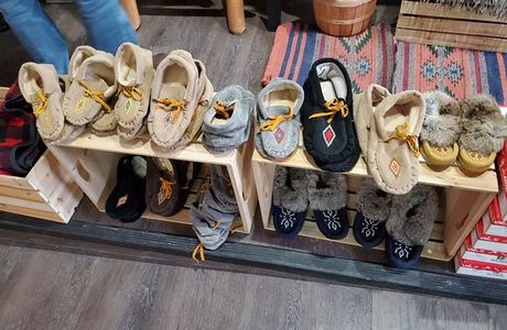 Wanuskewin Gift Shop