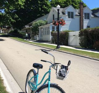 Island House Bike Shop