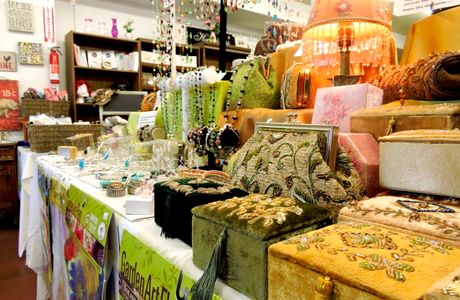 Hana Hou Gift Shop