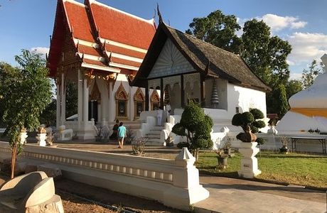Phrathat Kham Kaen