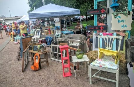 Fleur de Flea Vintage Indoor Market