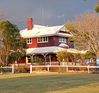 The Overflow Estate 1895