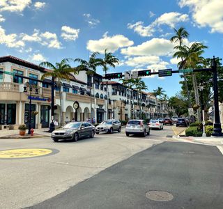 Fifth Avenue South