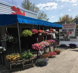 Beach Lobster & Farmstand