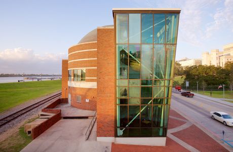 Louisiana Art & Science Museum