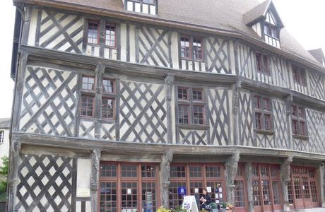 Tourist Office of Chartres