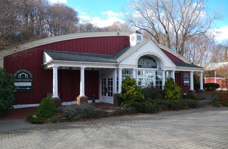 Long Island Museum of American Art, History and Carriages
