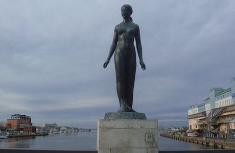 Haru Statue
