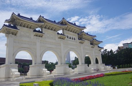 Hualuogeng Memorial Hall