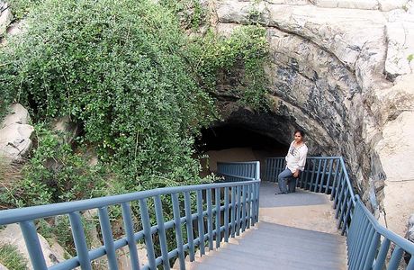 Kukkal Caves