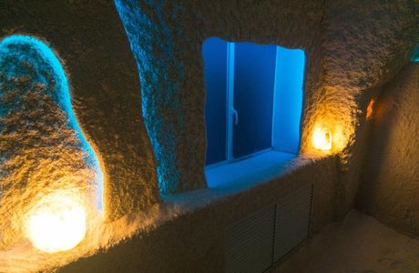 Salt Cave SUOLA