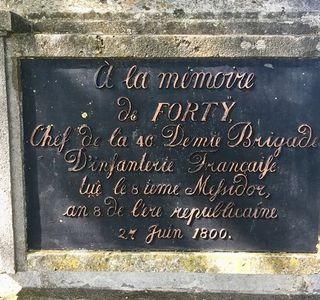 La Tour Denkmal