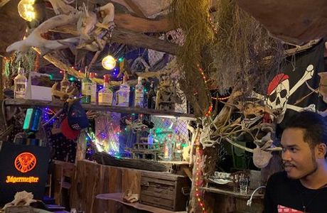 Fat Shark Bar