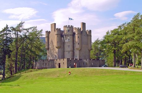 Kindrochit Castle