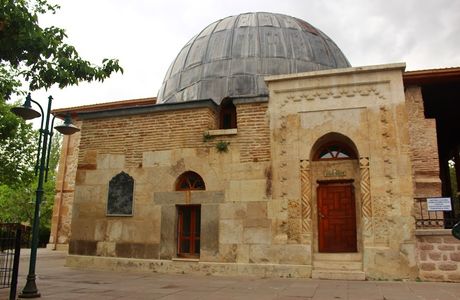 Seyh Tavusbaba Turbesi ve Camii
