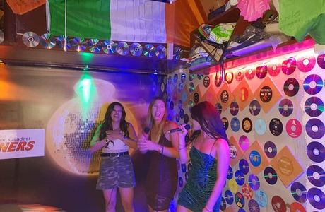 Dubliners Karaoke Bar