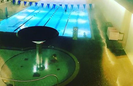 Sundhollin Public Baths