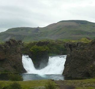 Hjalparfoss