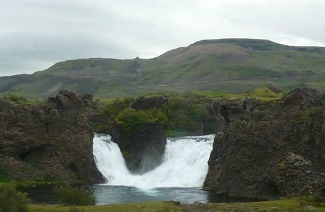 Hjalparfoss