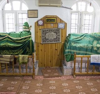 Talha Zubeyr Turbesi