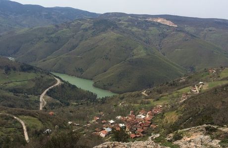 Tuzakli Köyü Piknik Alani